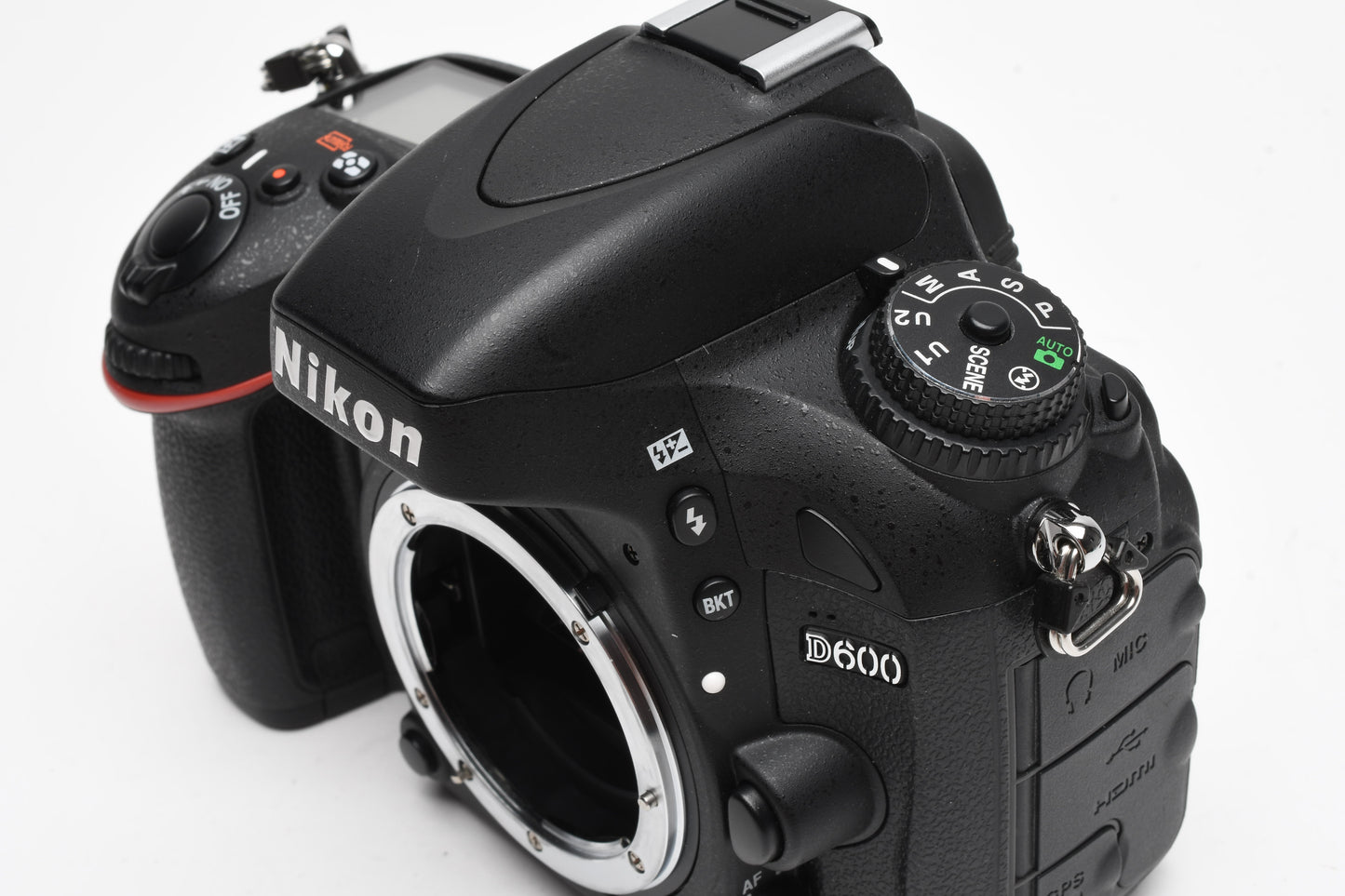 Nikon D600 DSLR Body w/Batt, charger, Only 7102 Acts, Mint- USA