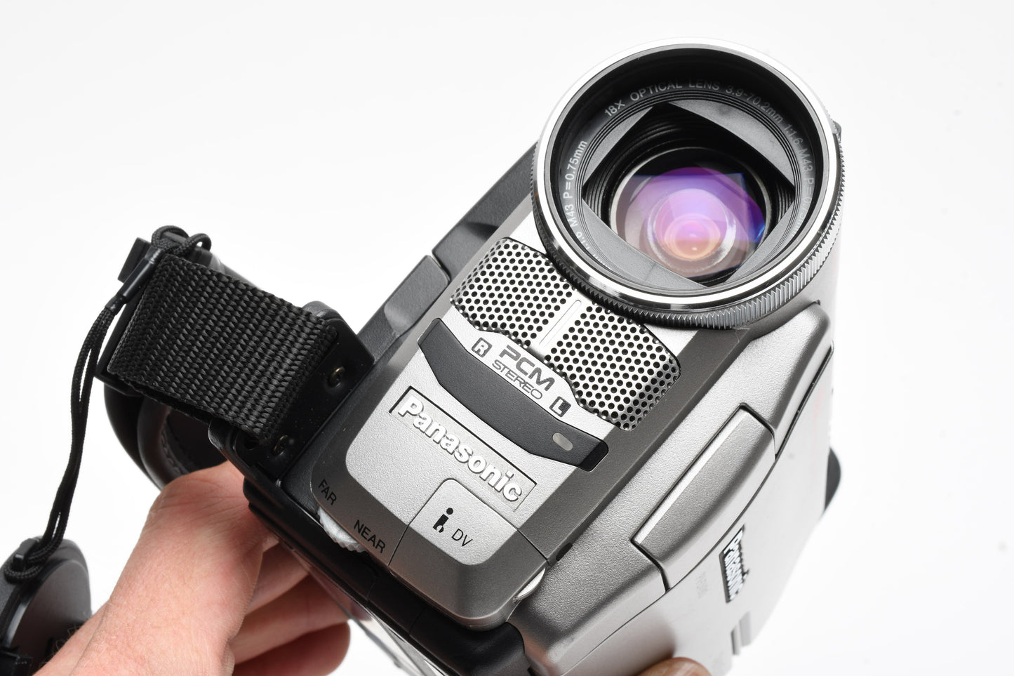 Panasonic PV-DV910 Mini DV Camcorder bundle, Batts, remote, light, Great!