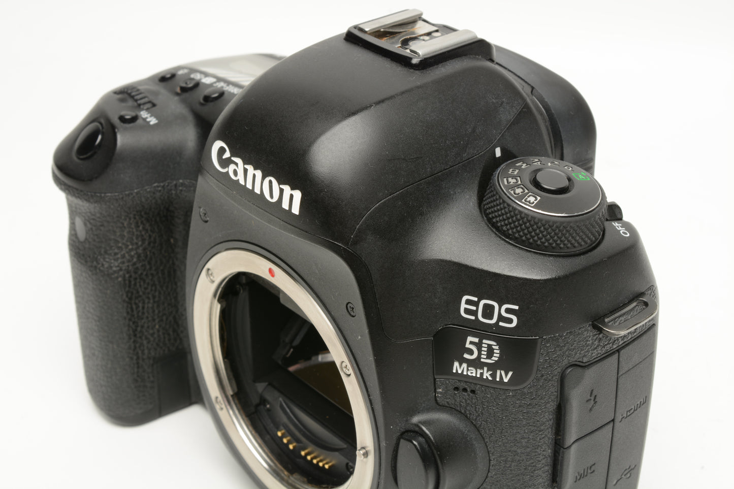 Canon EOS 5D Mark IV Body w/Batt, Charger, Only 39K Acts, Great!