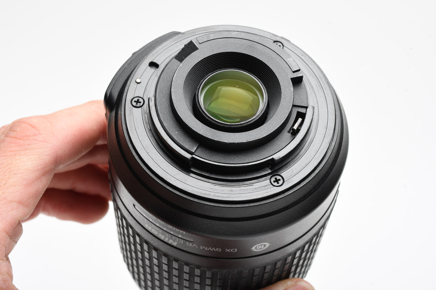 Nikon AF-S Nikkor 55-300mm f4.5-5.6G ED VR zoom lens, Hood, Caps, UV