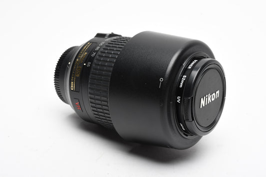 Nikon AF-S Nikkor 55-300mm f4.5-5.6G ED VR zoom lens, Hood, Caps, UV