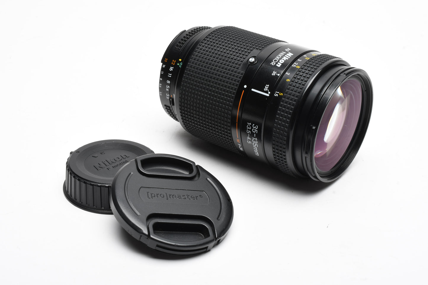 Nikon AF Nikkor 35-135mm F3.5-4.5 Macro zoom lens, caps, Versatile