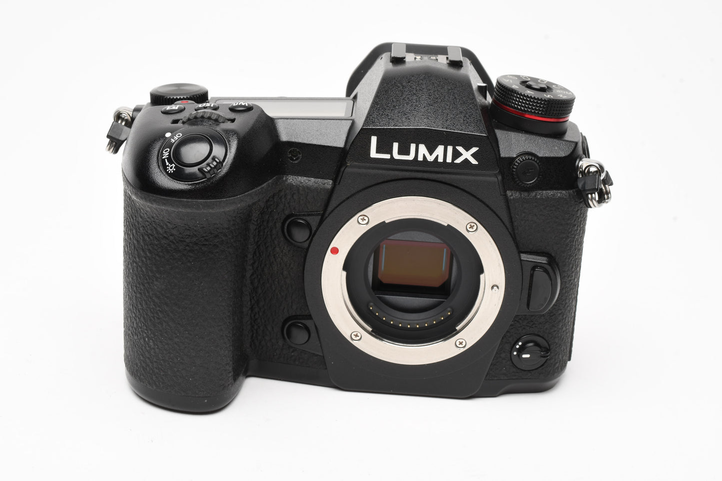 Panasonic Lumix DC-G9 Body, batt, charger, strap, 13K Acts, Boxed