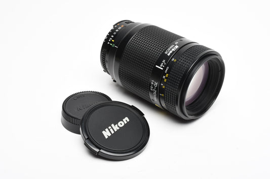 Nikon AF 70-210mm F4-5.6 zoom, caps, Smooth, Mint-