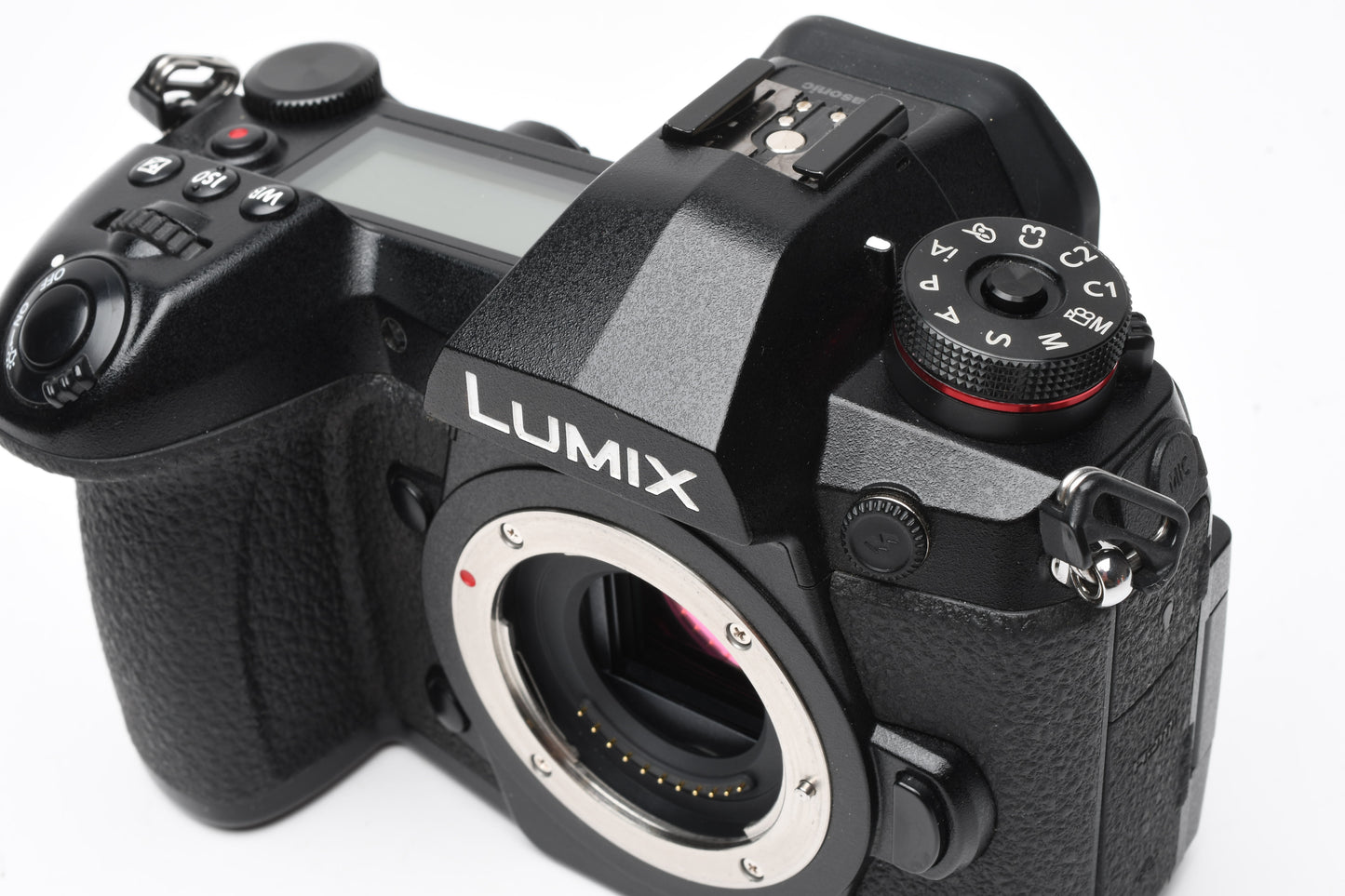 Panasonic Lumix DC-G9 Body, batt, charger, strap, 13K Acts, Boxed