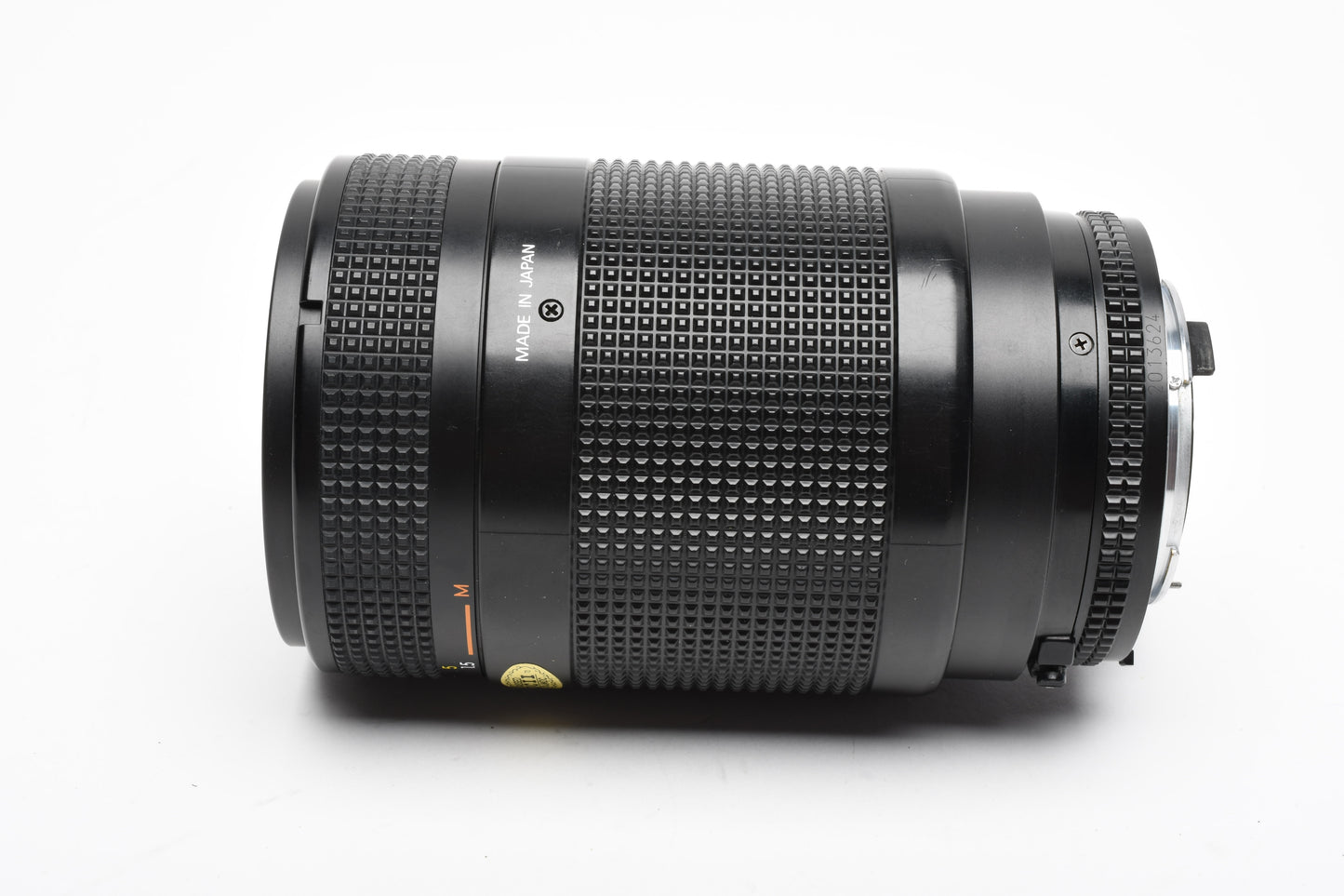 Nikon AF 70-210mm F4-5.6 zoom, caps, Smooth, Mint-
