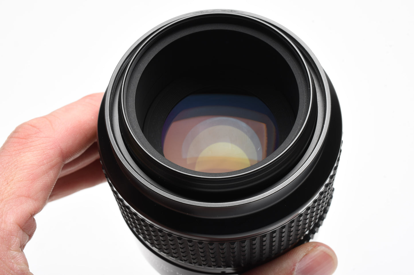 Nikon AF Micro Nikkor 105mm F2.8D lens, clean and sharp! w/Caps