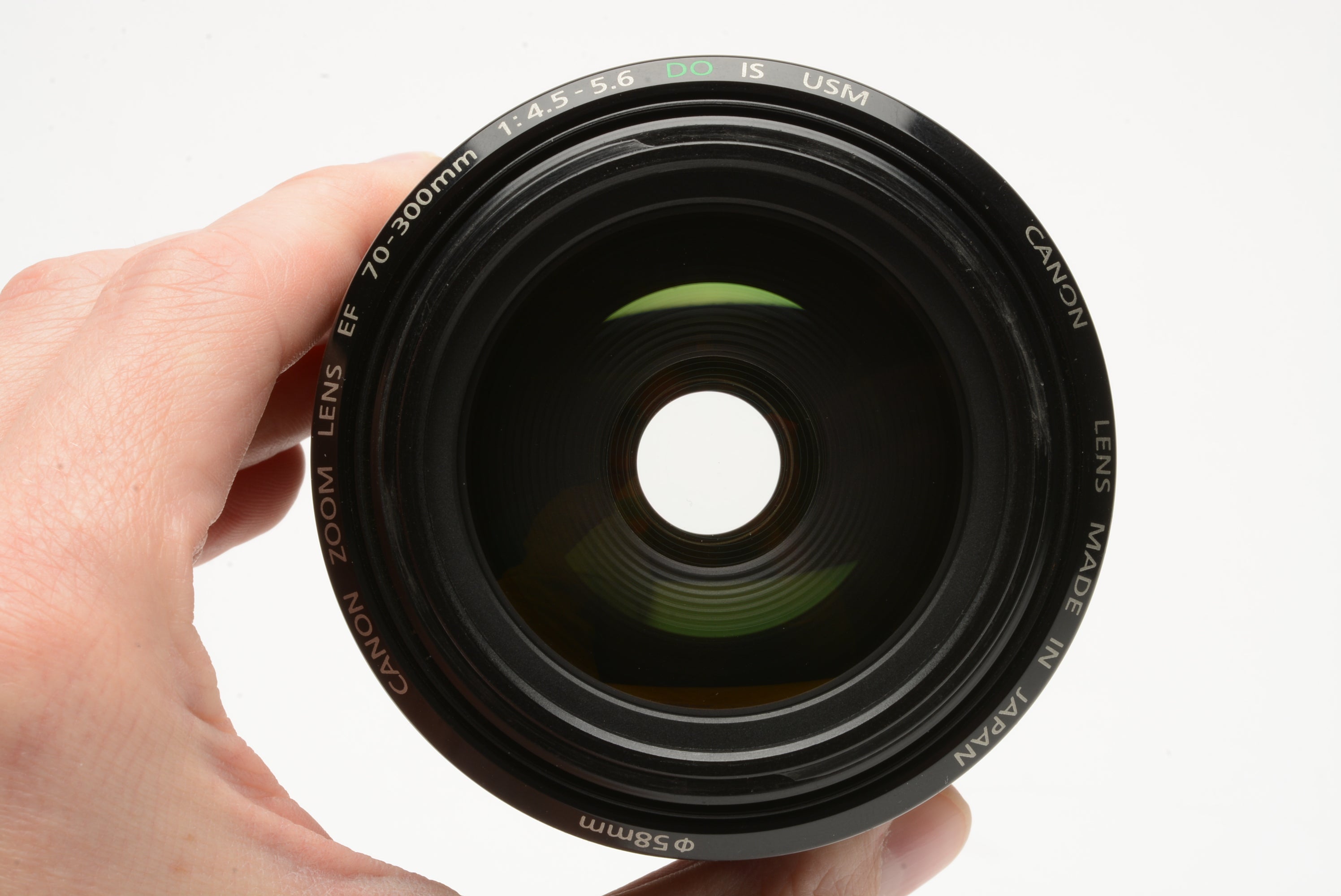 Canon EF 70-300mm f4.5-5.6 DO IS USM Zoom Lens w/hood+UV+caps