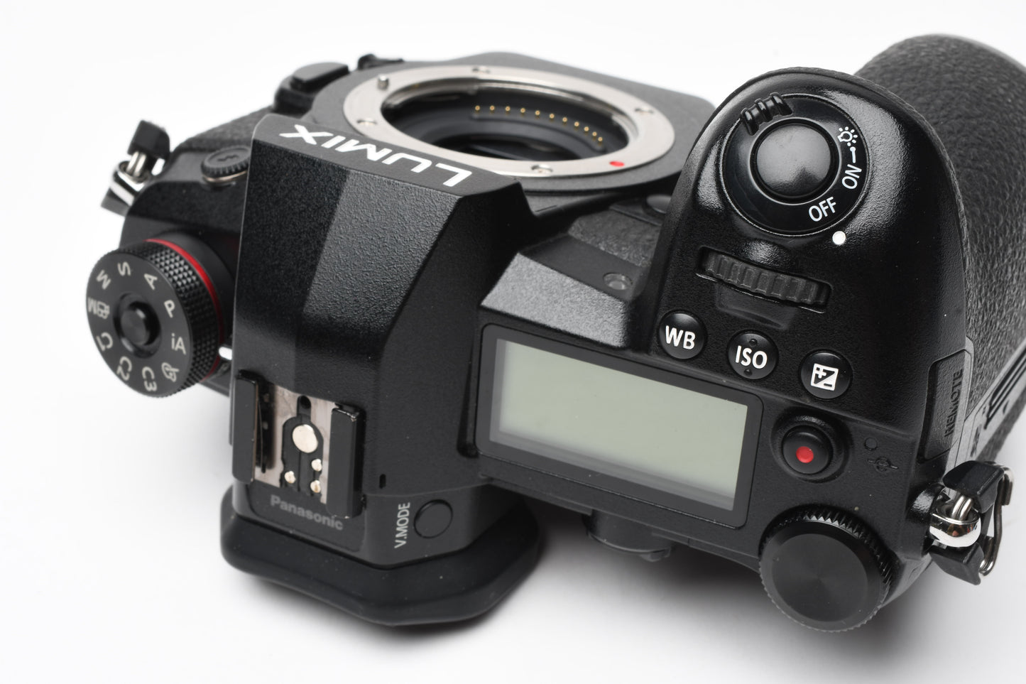 Panasonic Lumix DC-G9 Body, batt, charger, strap, 13K Acts, Boxed