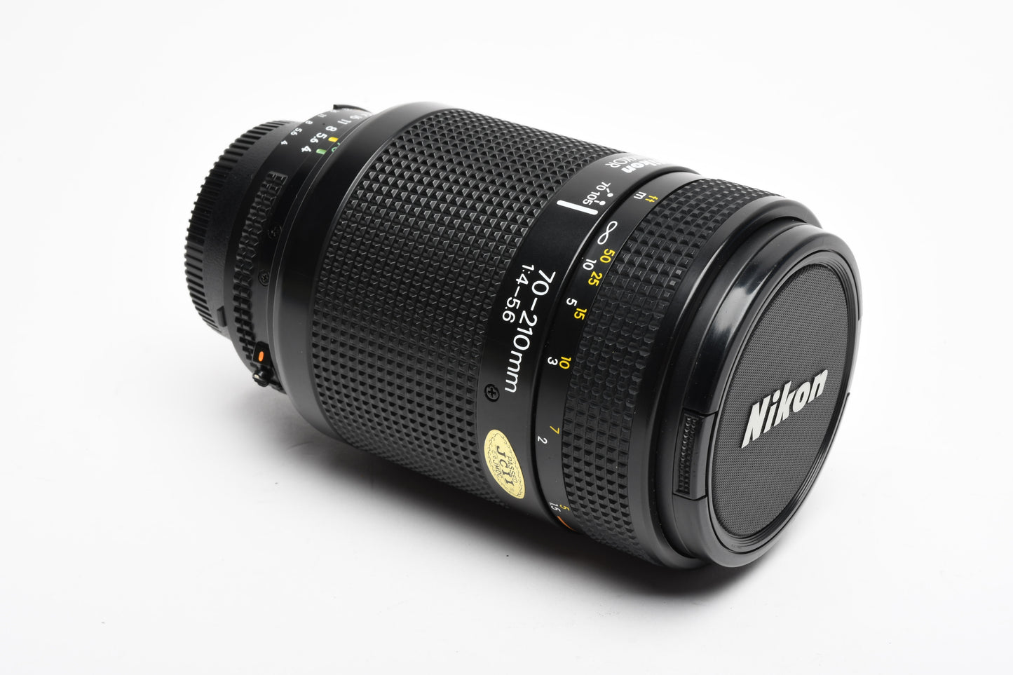 Nikon AF 70-210mm F4-5.6 zoom, caps, Smooth, Mint-