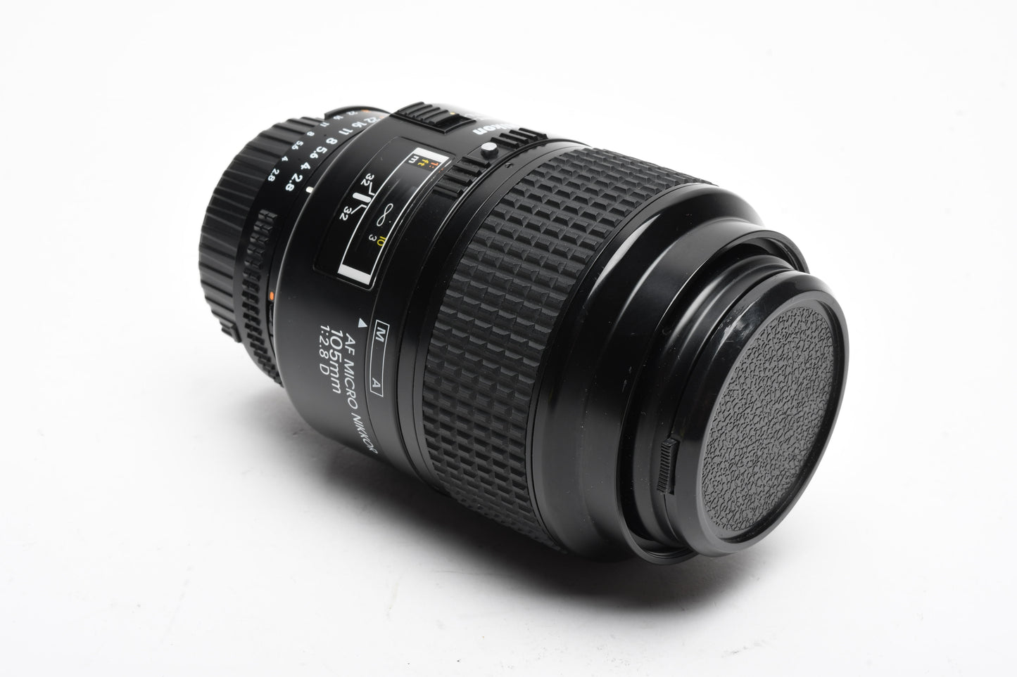 Nikon AF Micro Nikkor 105mm F2.8D lens, clean and sharp! w/Caps