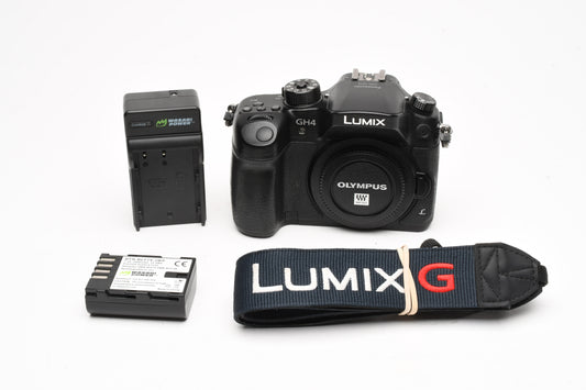 Panasonic Lumix DMC-GH4 Body, batt, charger, strap, Only 3224 Acts