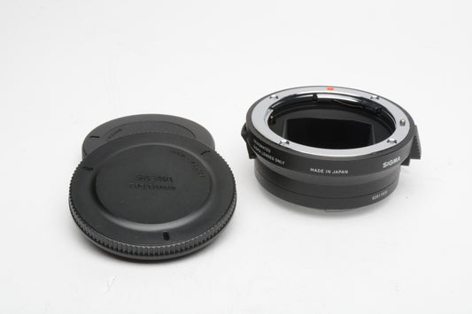 Sigma MC-11 Canon EF - Sony E Mount Converter, Caps, Mint-