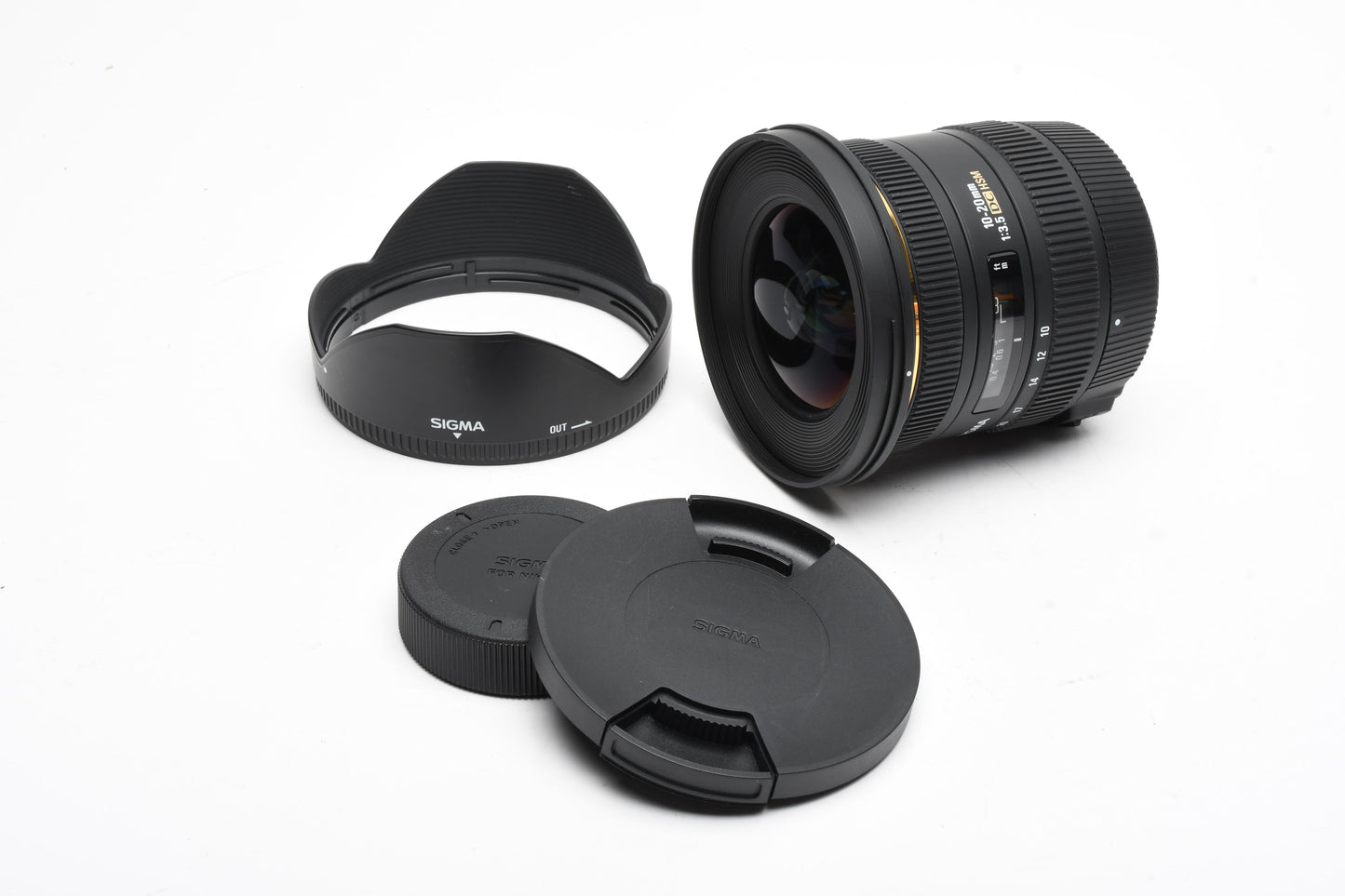 Sigma AF 10-20mm f3.5 DC HSM Wide zoom lens for Nikon, Hood+Caps
