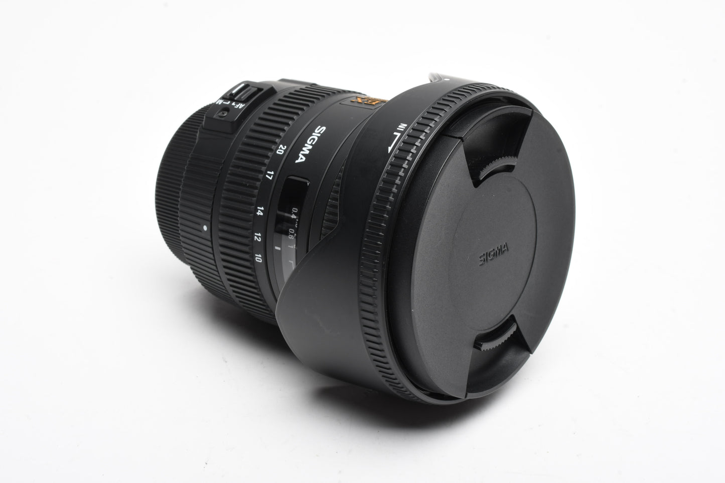 Sigma AF 10-20mm f3.5 DC HSM Wide zoom lens for Nikon, Hood+Caps