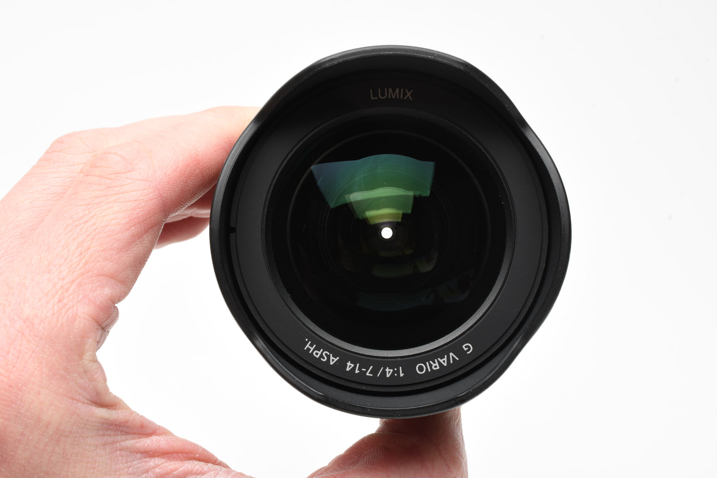 Panasonic Lumix G Vario 7-14mm F4 Aspherical Lens H-F007014, Sharp!