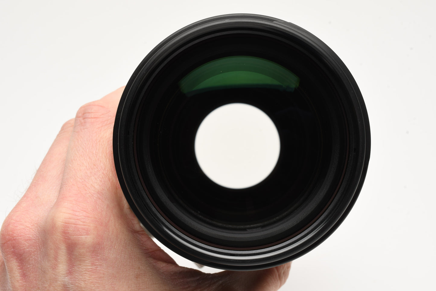 Canon EF 70-200mm f2.8L IS II USM zoom lens, hood, collar, UV, Mint-