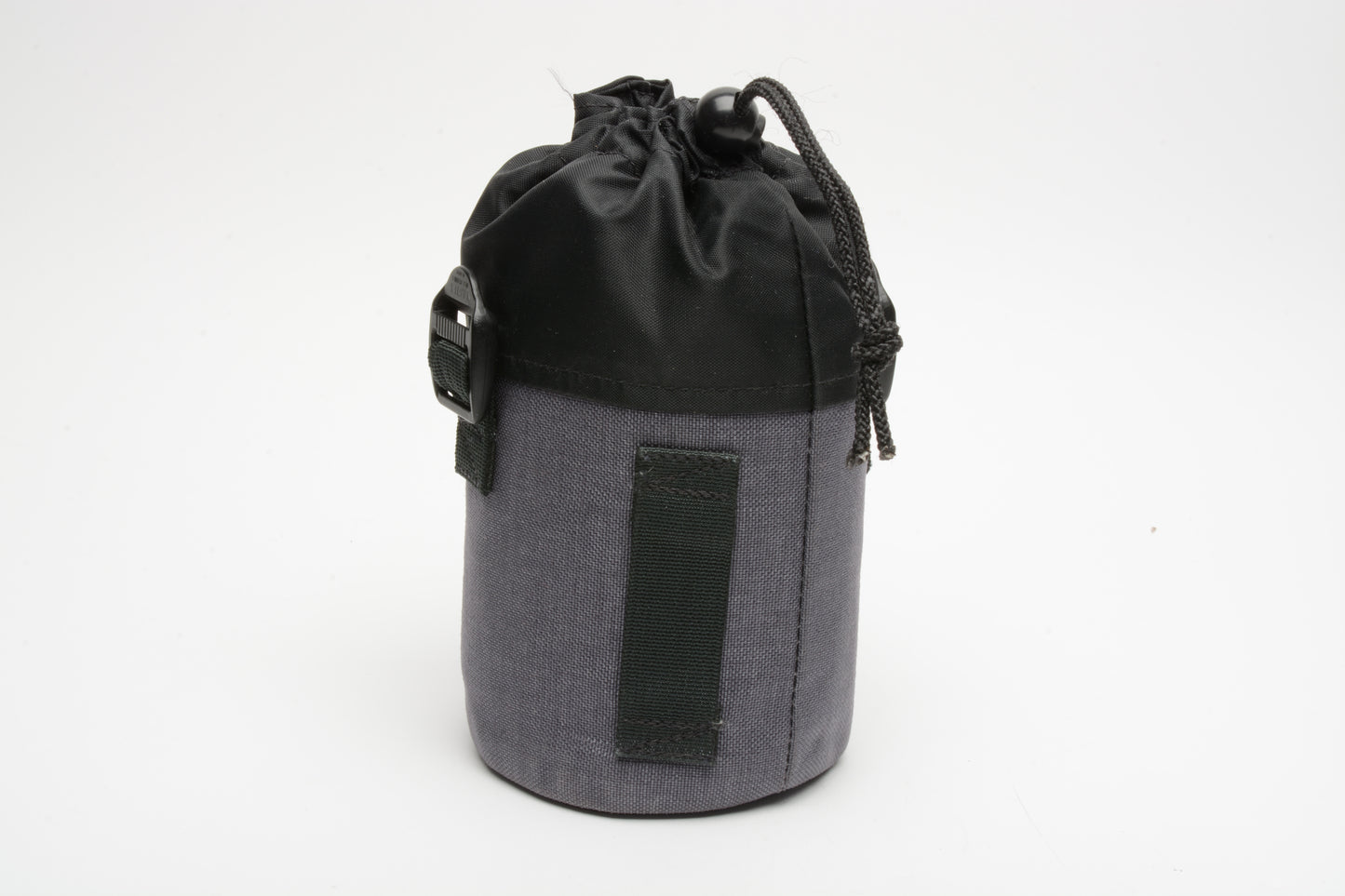 Lowepro padded lens case 6.5" x 4" string tie, Gray