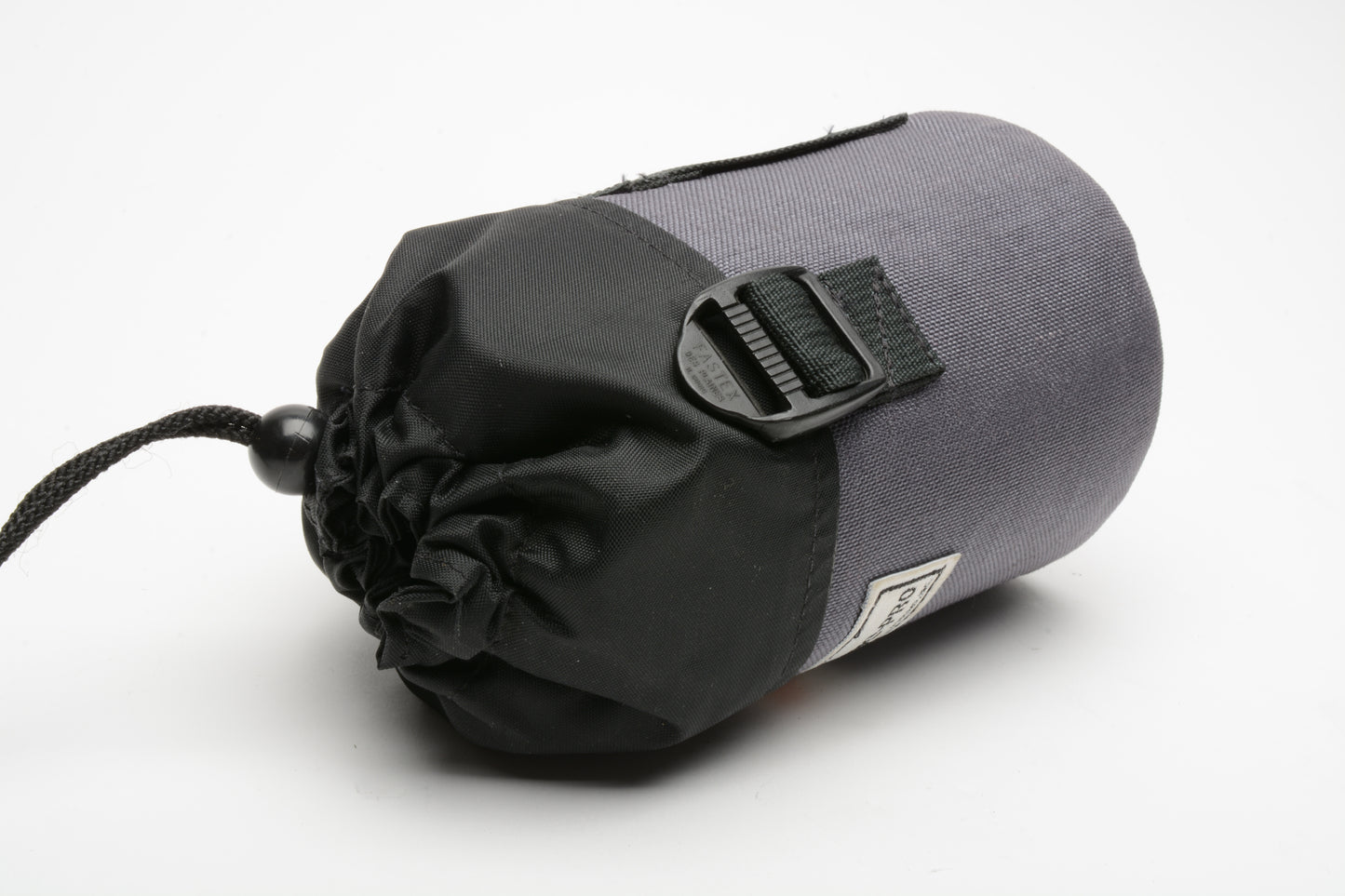 Lowepro padded lens case 6.5" x 4" string tie, Gray