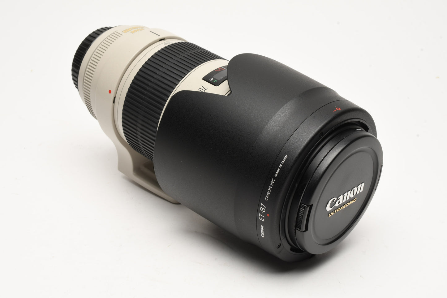 Canon EF 70-200mm f2.8L IS II USM zoom lens, hood, collar, UV, Mint-