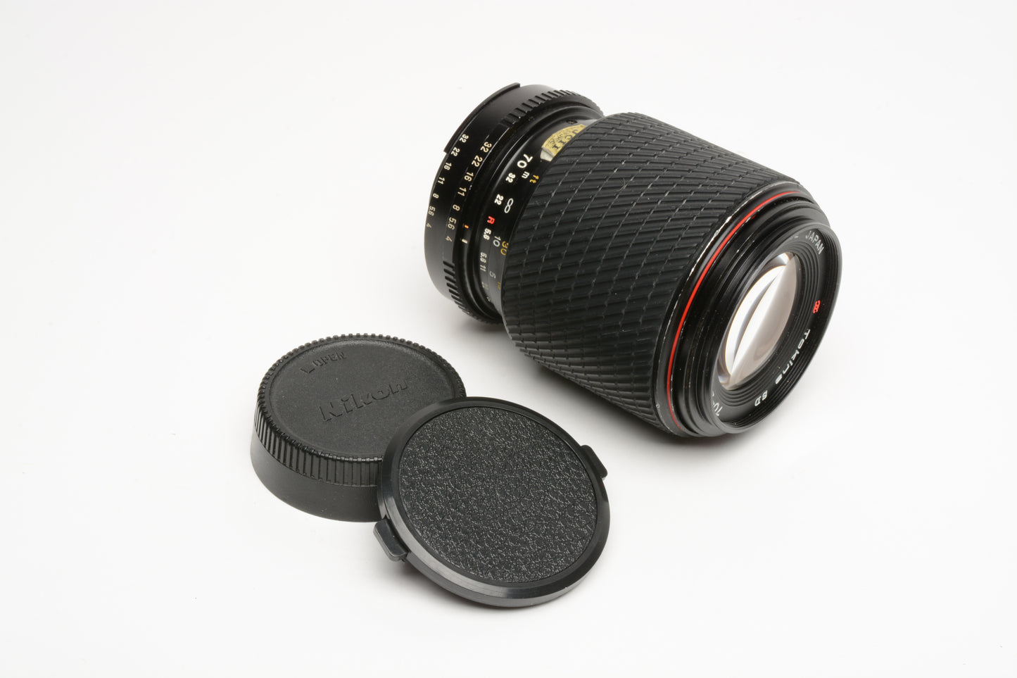 Tokina SD 70-210mm f4-5.6 Compact zoom lens for Nikon F Mount