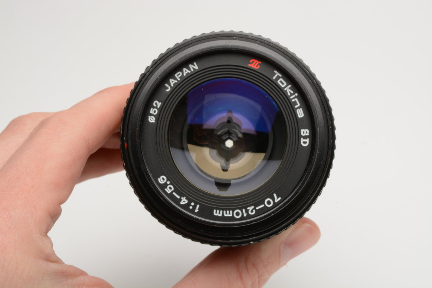 Tokina SD 70-210mm f4-5.6 Compact zoom lens for Nikon F Mount