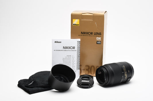 Nikon AF-S Nikkor 55-300mm f4.5-5.6G ED lens, Pouch, Hood, USA, NIB