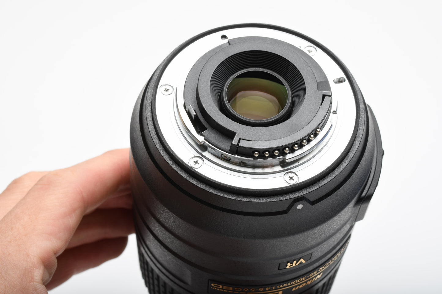 Nikon AF-S Nikkor 55-300mm f4.5-5.6G ED lens, Pouch, Hood, USA, NIB