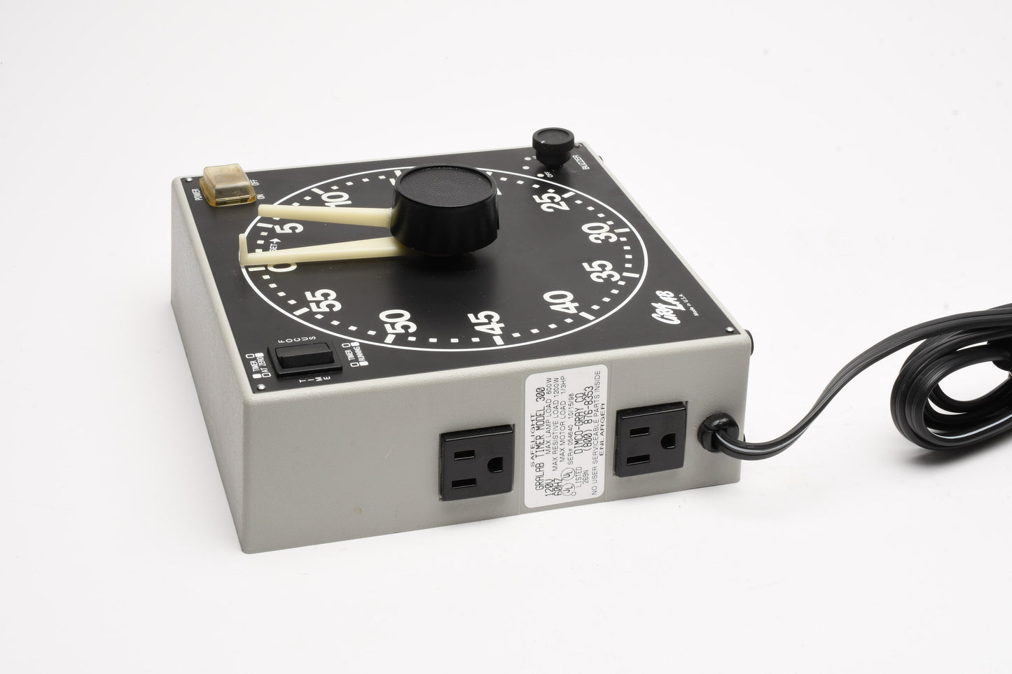 Gralab darkroom timer model 300 latest version, works great! Clean