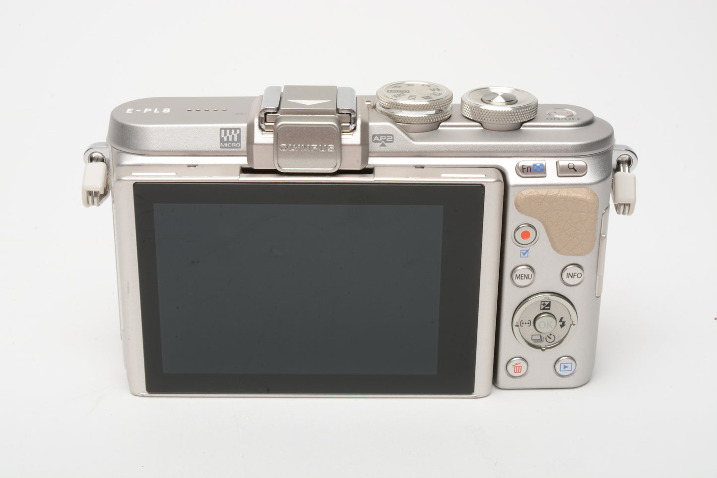 Olympus PEN E-PL8 White Digital Camera 579 Acts! Very clean