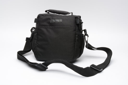 Lowepro Adventura 140 camera case shoulder bag, very clean