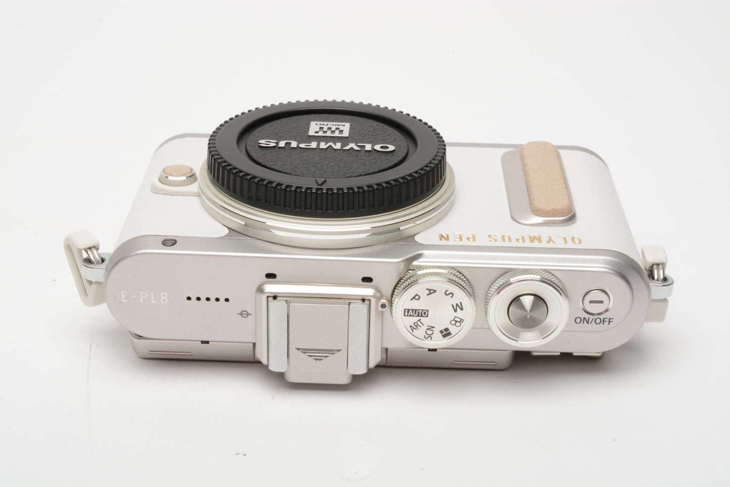 Olympus PEN E-PL8 White Digital Camera 579 Acts! Very clean