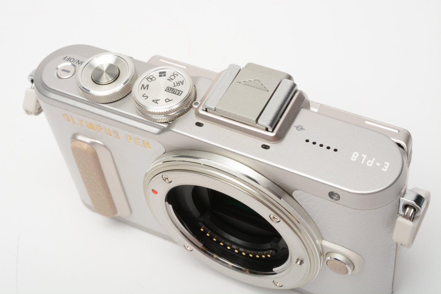 Olympus PEN E-PL8 White Digital Camera 579 Acts! Very clean