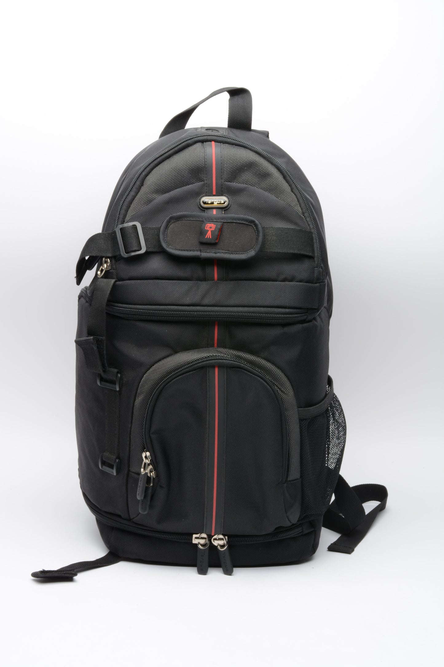 Targus sling pack for camera gear, nice, clean, versatile