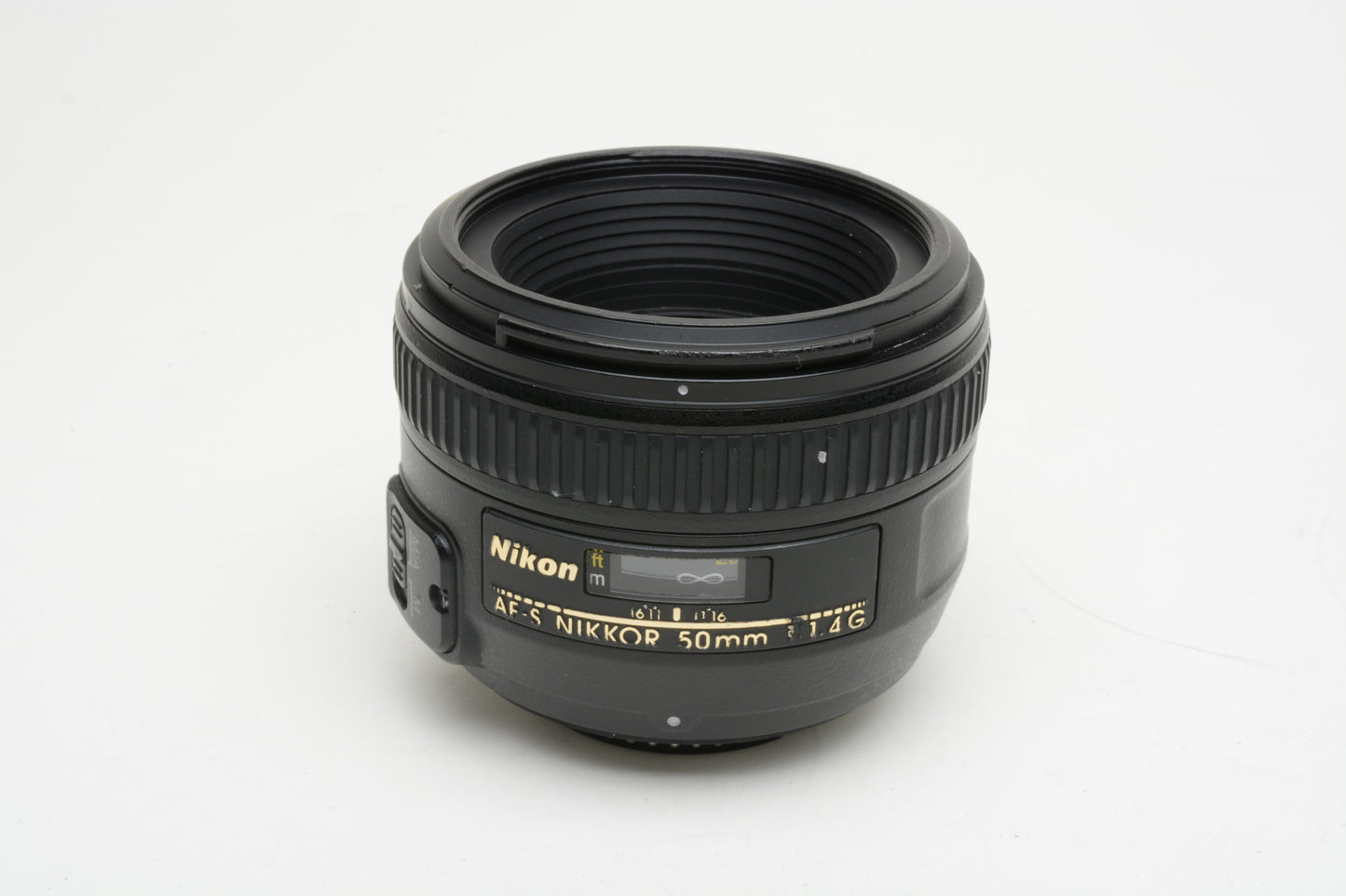 Nikon AF-S Nikkor 50mm f1.4G Lens, caps, sharp!