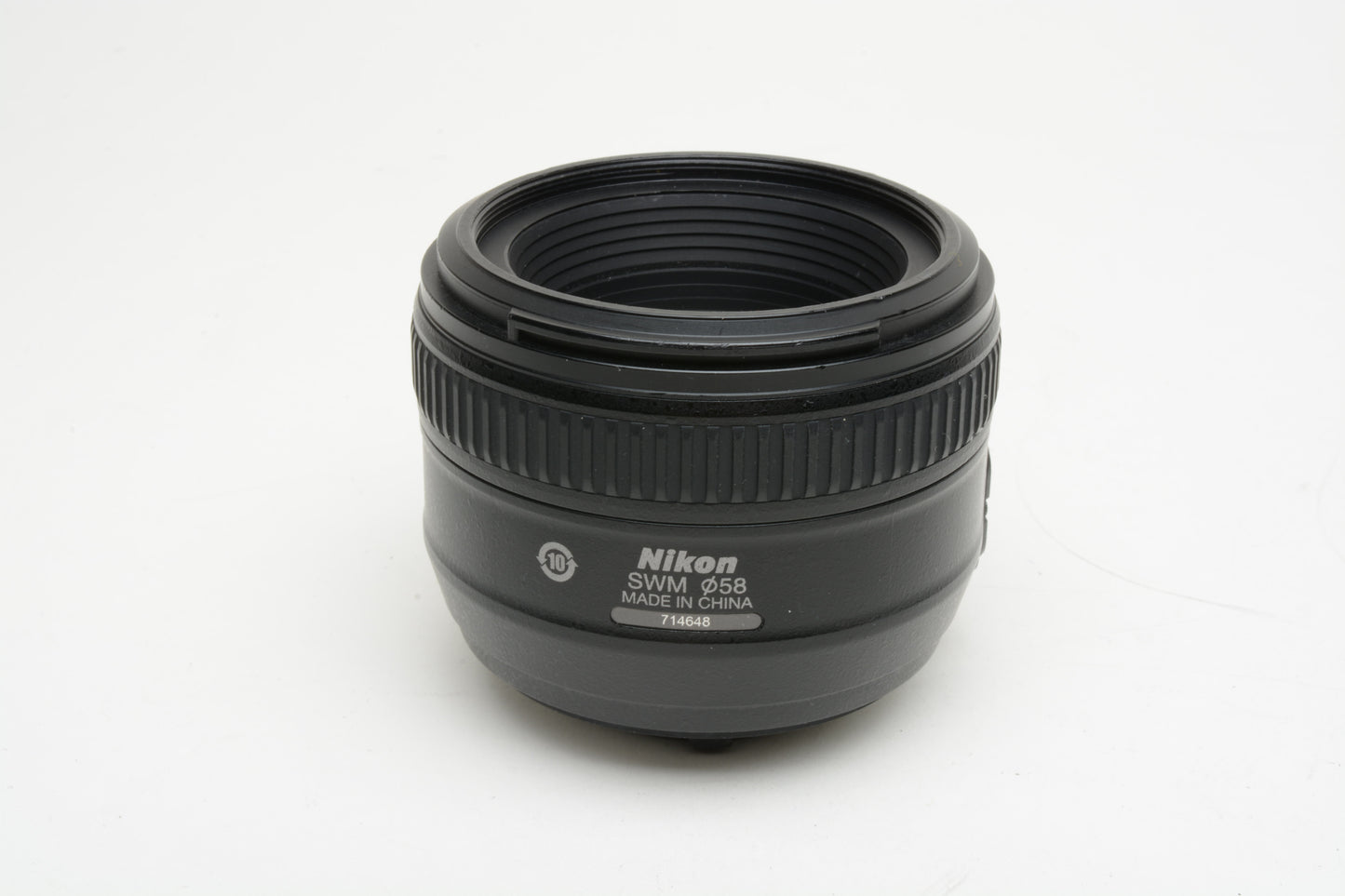 Nikon AF-S Nikkor 50mm f1.4G Lens, caps, sharp!