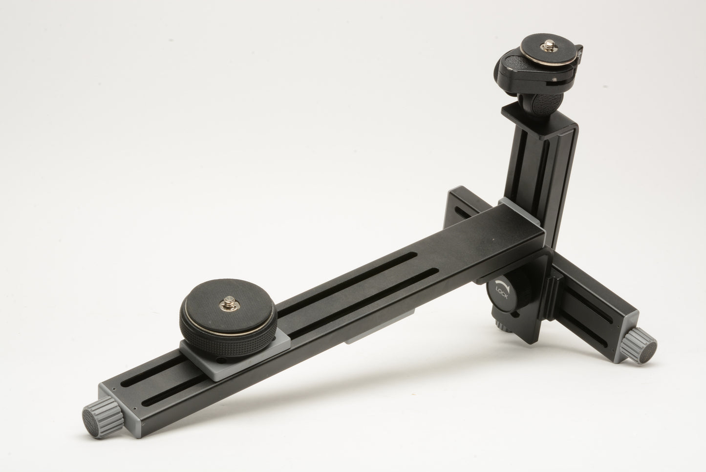 Nikon UBK Universal Digiscoping Bracket, nice & clean