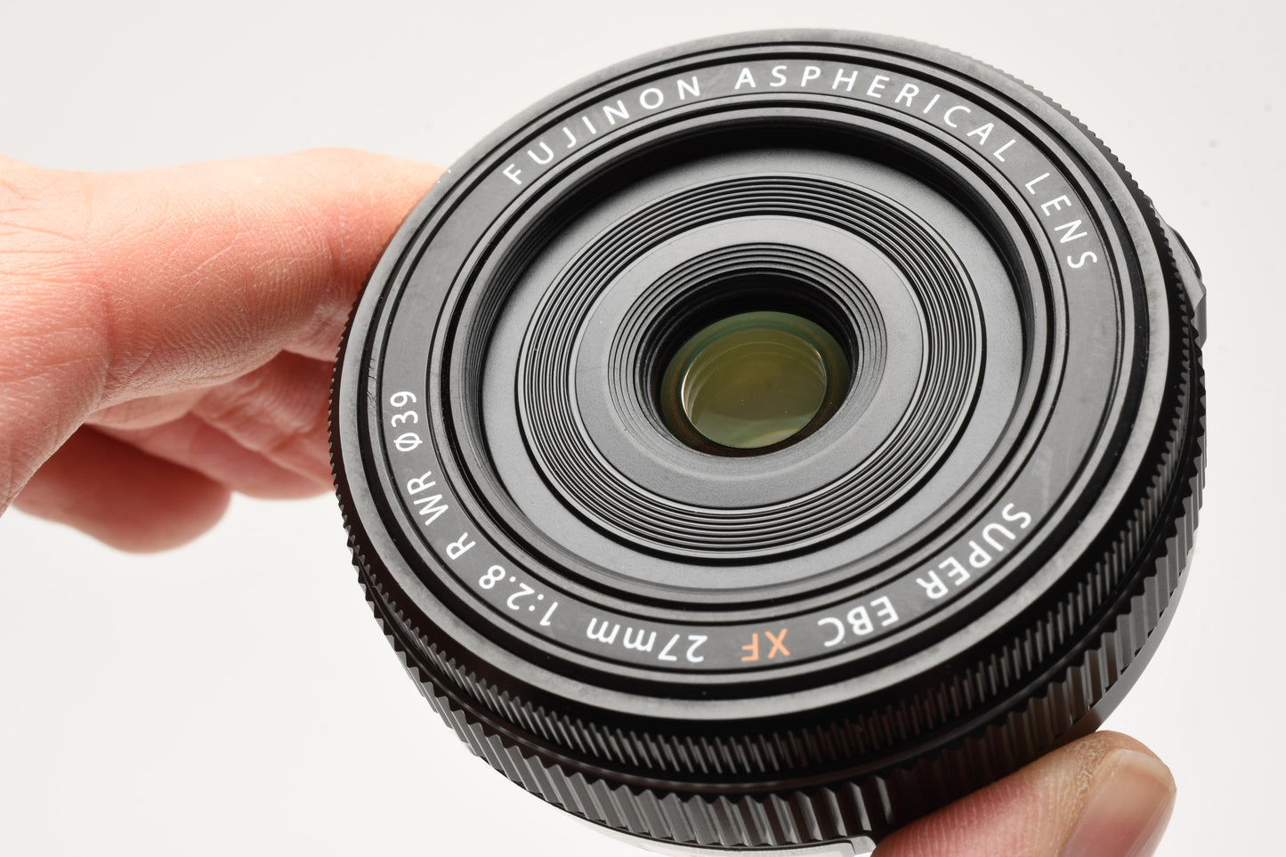 Fujinon XF 27mm f2.8 R WR lens, caps, very clean & sharp Boxed, Mint