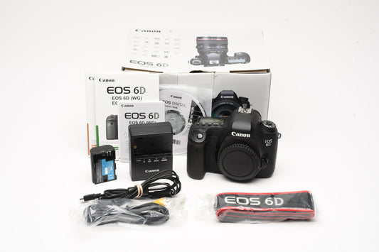 Canon EOS 6D DSLR 20.2MP w/batt, charger, 43K Acts, tested, works great!