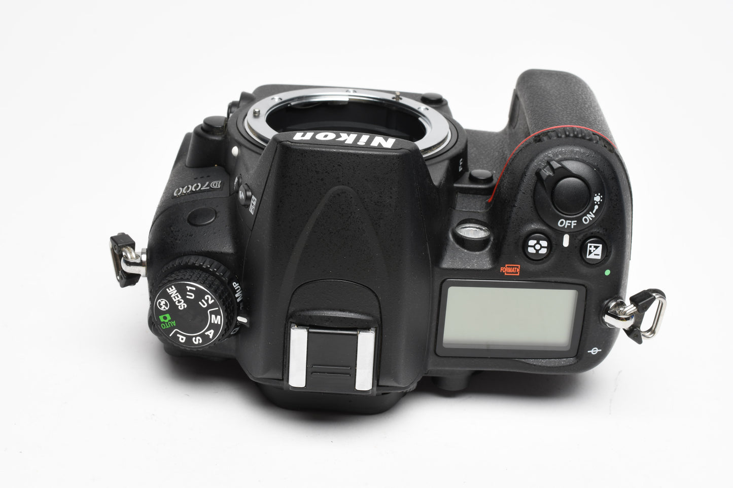 Nikon D7000 16.2MP DSLR, batt, charger, Only 125 Acts! Very clean, Minimal use