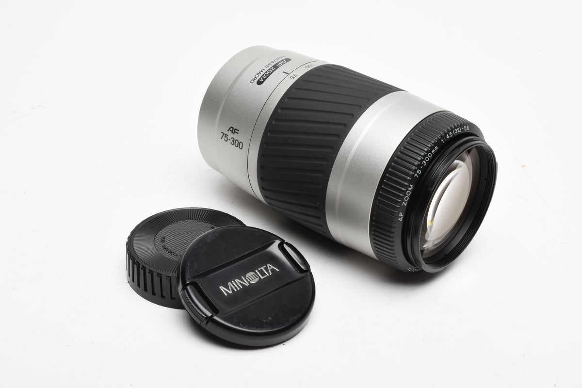Minolta Maxxum AF 75-300mm F4.5-5.6 Macro Zoom Lens, caps, Good!