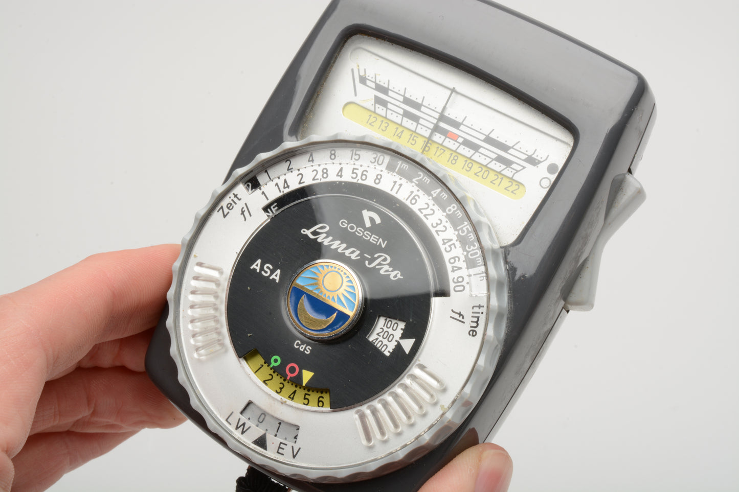 Gossen Luna-Pro Incident light meter, w/strap and case, tested, accurate