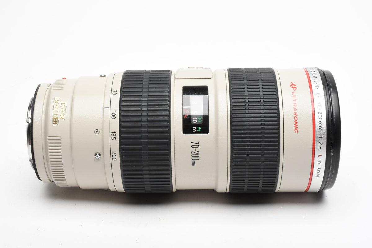 Canon EF 70-200mm f2.8L IS USM Tele zoom lens, caps, hood, collar, UV, Great!