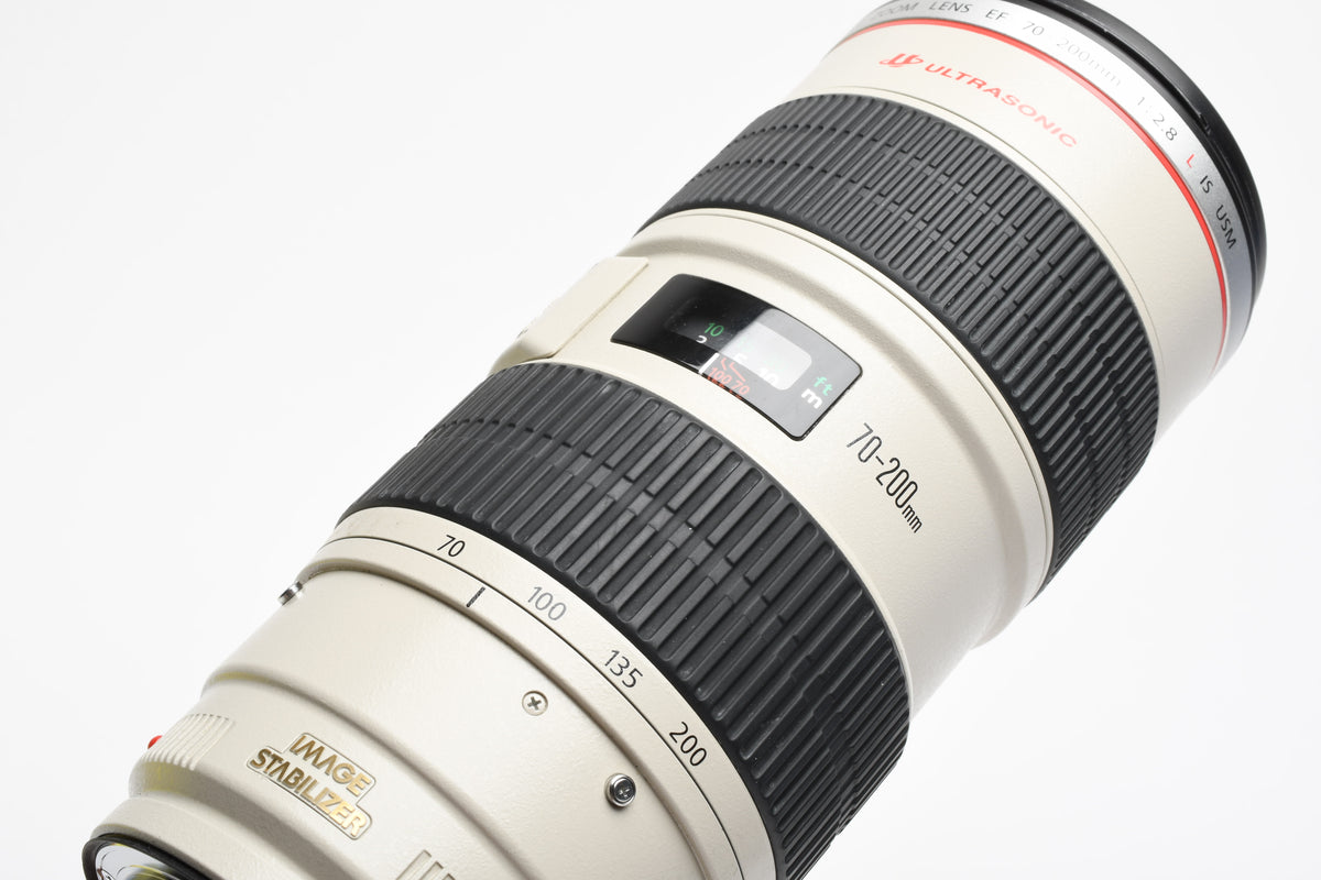 Canon EF 70-200mm f2.8L IS USM Tele zoom lens, caps, hood, collar, UV, Great!