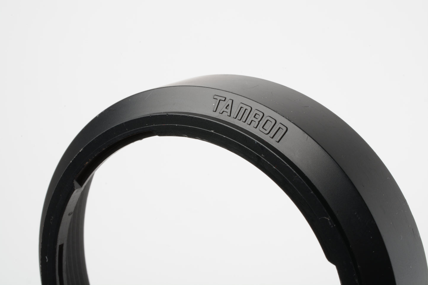 Tamron 86 FH plastic bayonet lens hood