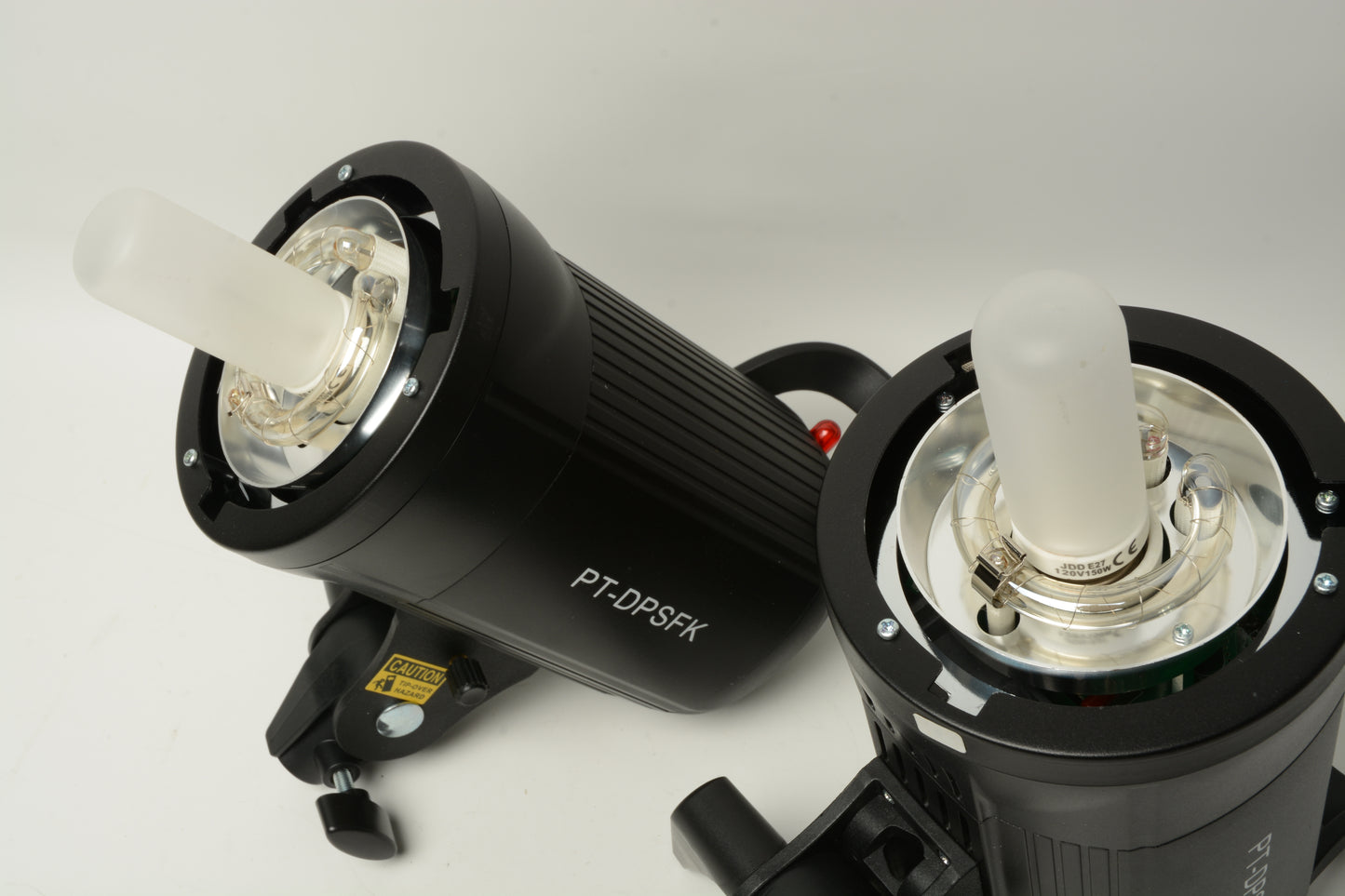 Platinum Pro Studio flash kit PT-DPSFK w/2X stands, softbox, reflector+