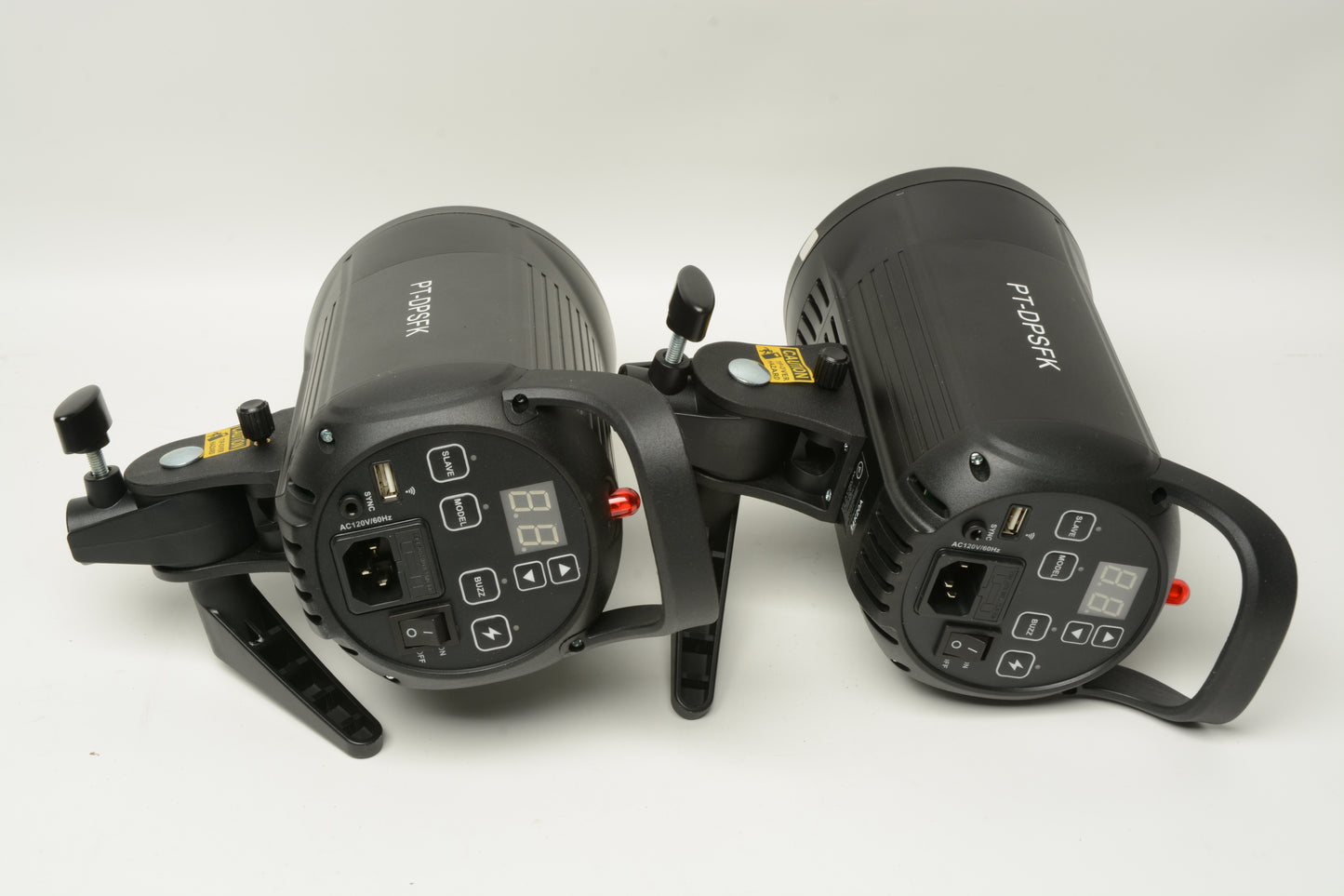 Platinum Pro Studio flash kit PT-DPSFK w/2X stands, softbox, reflector+