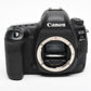 Canon EOS 5D Mark IV Body w/2X Batts, Charger, 17,944 Acts! Great!