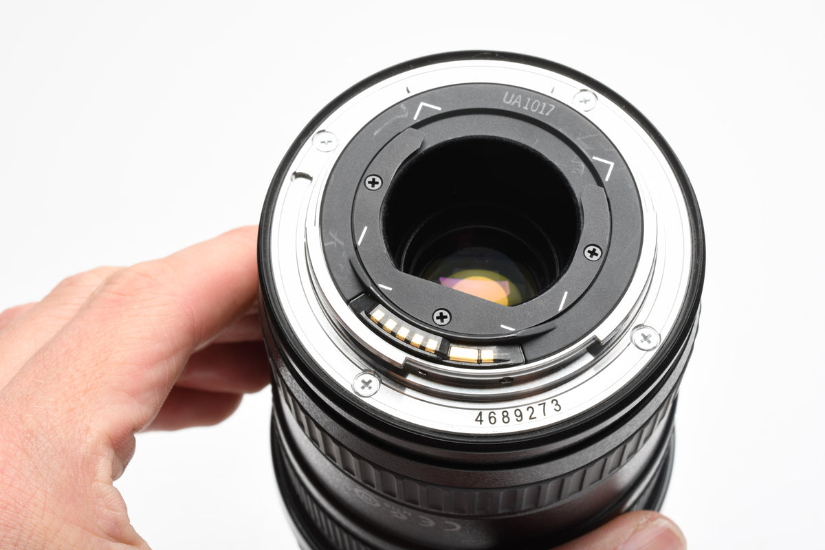 Canon EF 17-40mm f4L, Very clean & sharp! w/Hood + Caps