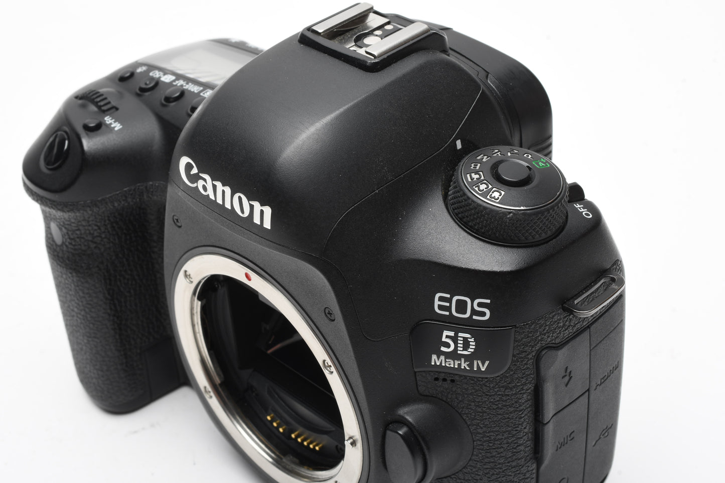 Canon EOS 5D Mark IV Body w/2X Batts, Charger, 17,944 Acts! Great!